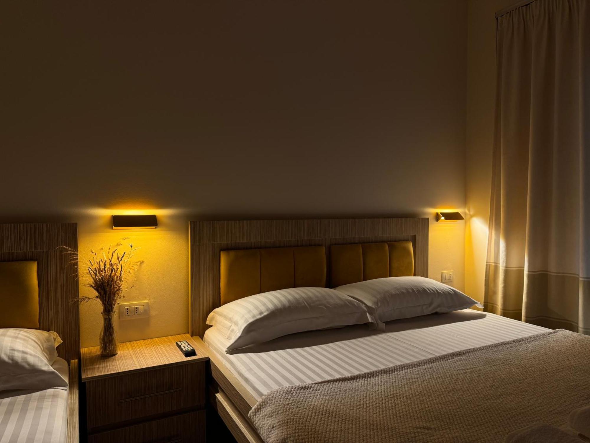 Vila Majola Sarandë 客房 照片